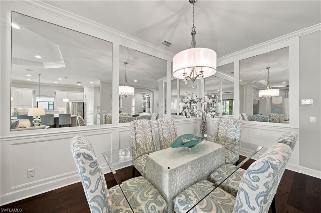 9392 Terresina Dr, Naples, FL 34119 Photo