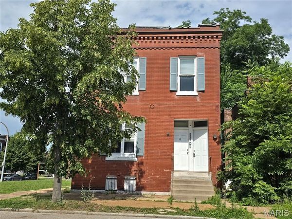 4555 S Compton Avenue, St Louis, MO 63111