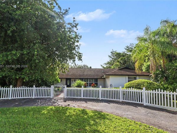 23595 SW 152nd Ave , Homestead, FL 33032