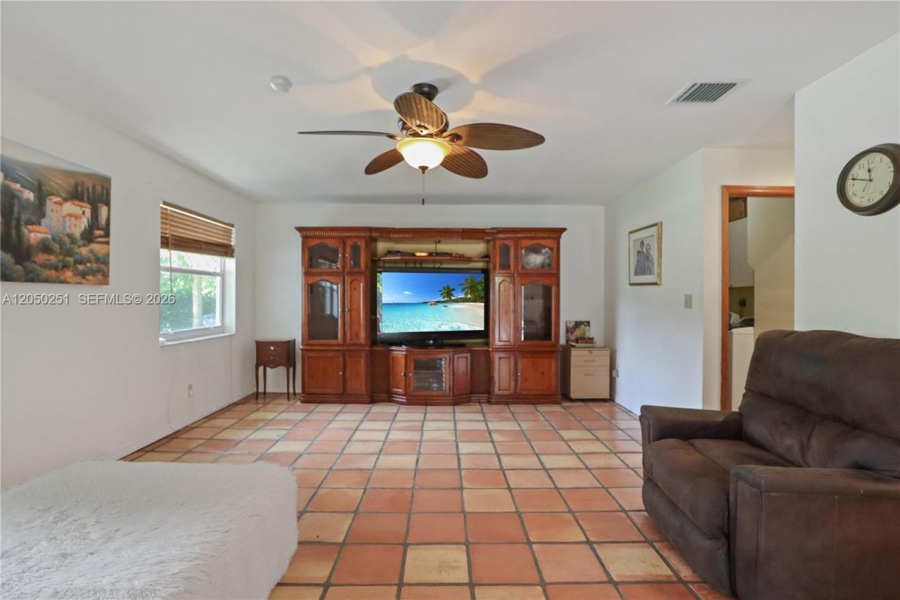 23595 SW 152nd Ave, Homestead, FL 33032 Photo