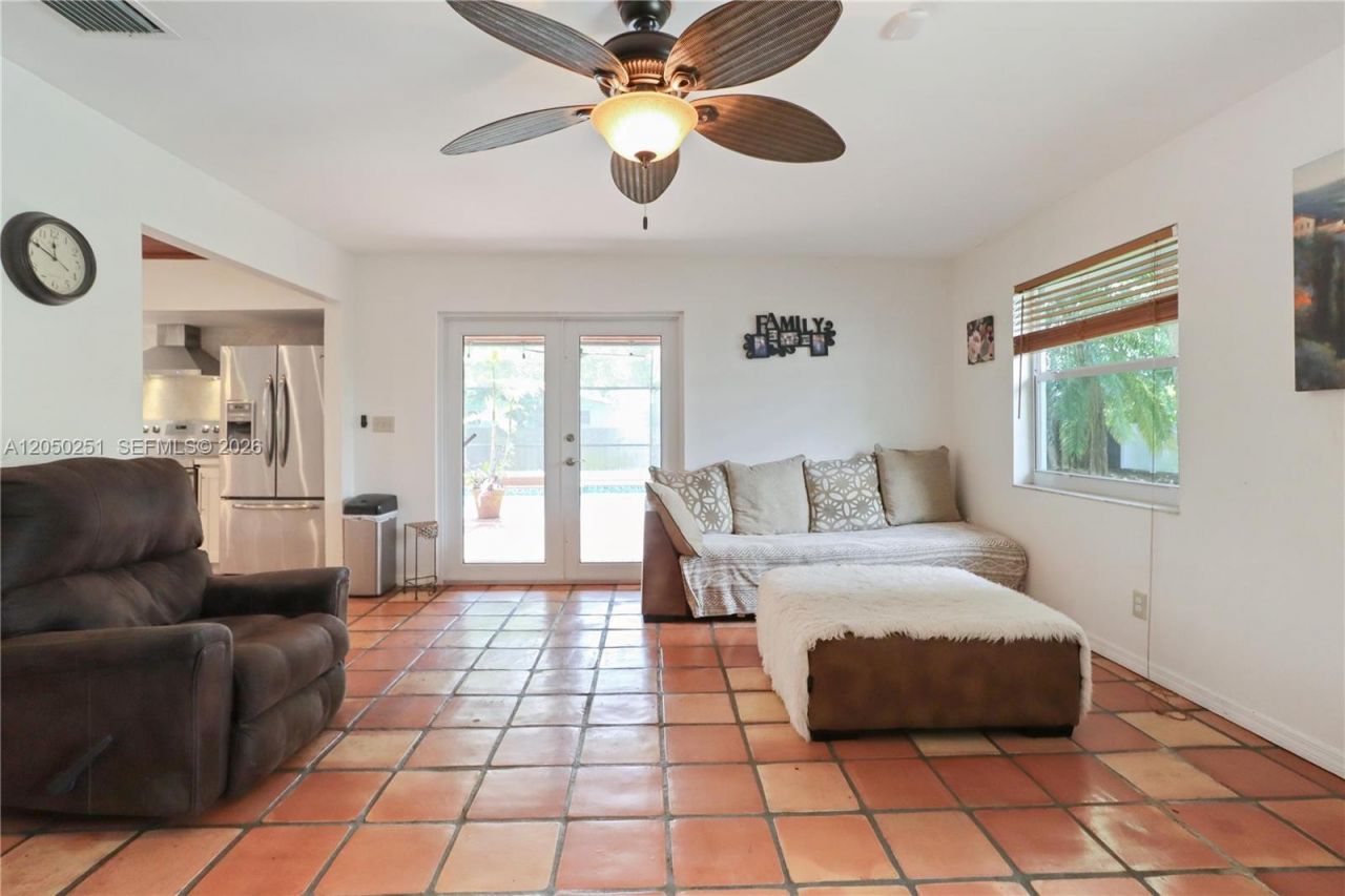 23595 SW 152nd Ave, Homestead, FL 33032 Photo