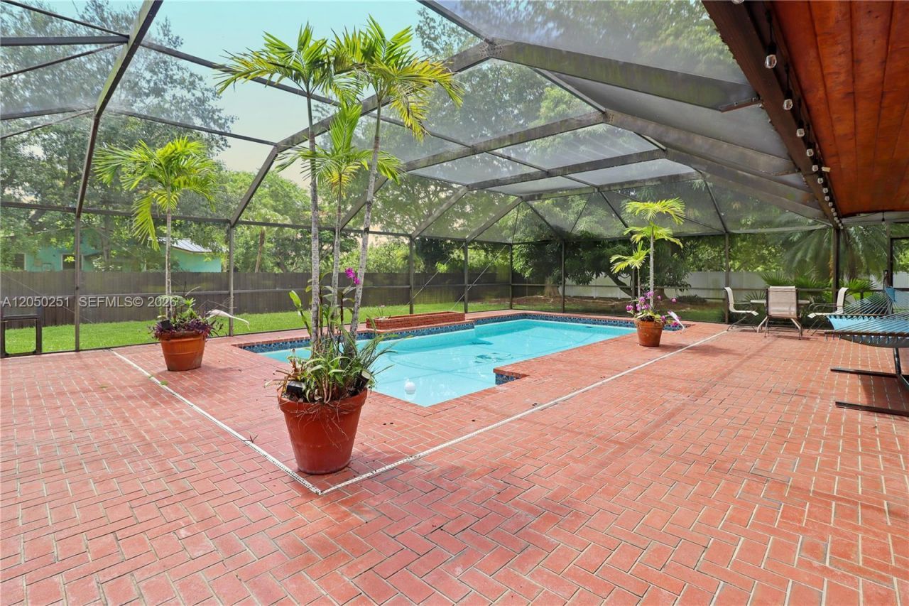 23595 SW 152nd Ave, Homestead, FL 33032 Photo