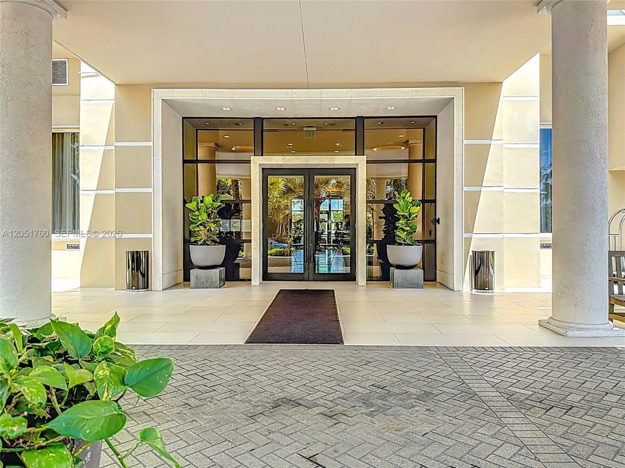 445 Grand Bay Dr , Unit 418, Key Biscayne, FL 33149 Photo