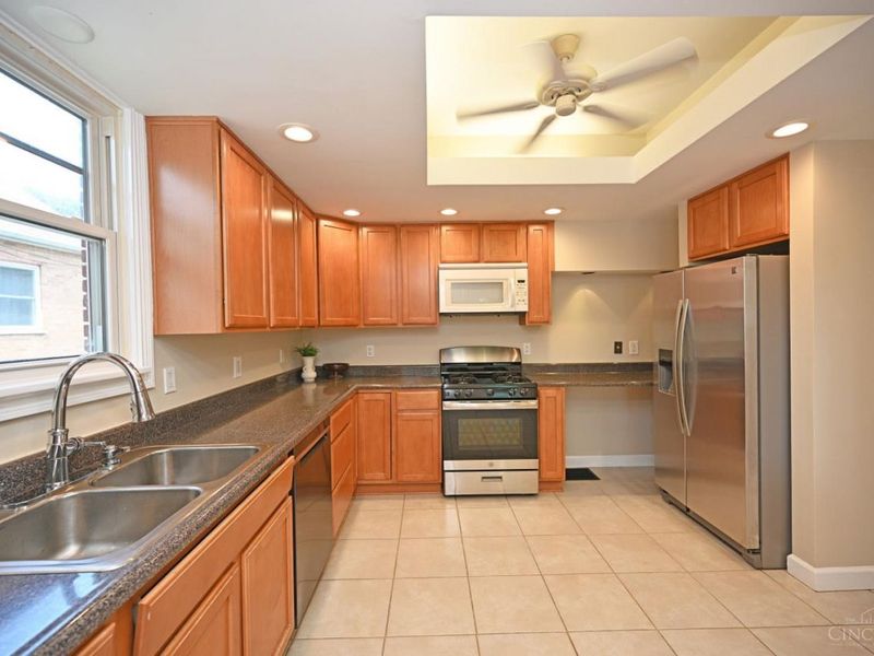 3977 Kenkel Avenue, Cheviot, OH 45211 Photo 14