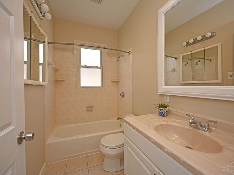 3977 Kenkel Avenue, Cheviot, OH 45211 Photo 20