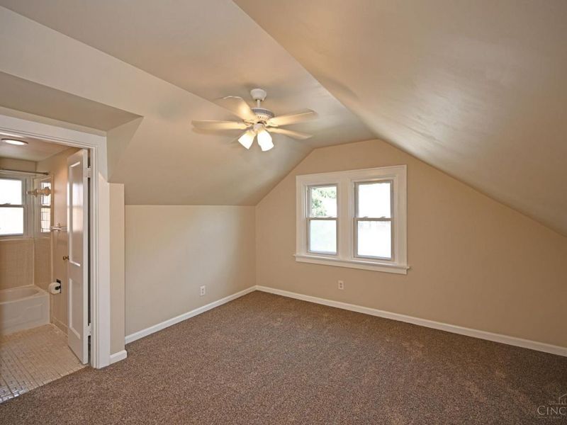 3977 Kenkel Avenue, Cheviot, OH 45211 Photo 27