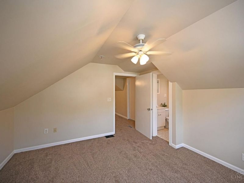 3977 Kenkel Avenue, Cheviot, OH 45211 Photo 28