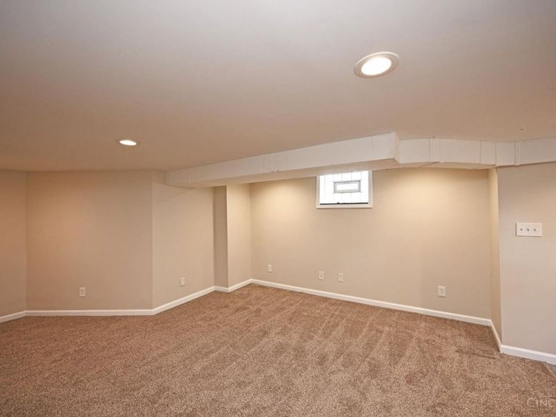 3977 Kenkel Avenue, Cheviot, OH 45211 Photo 32