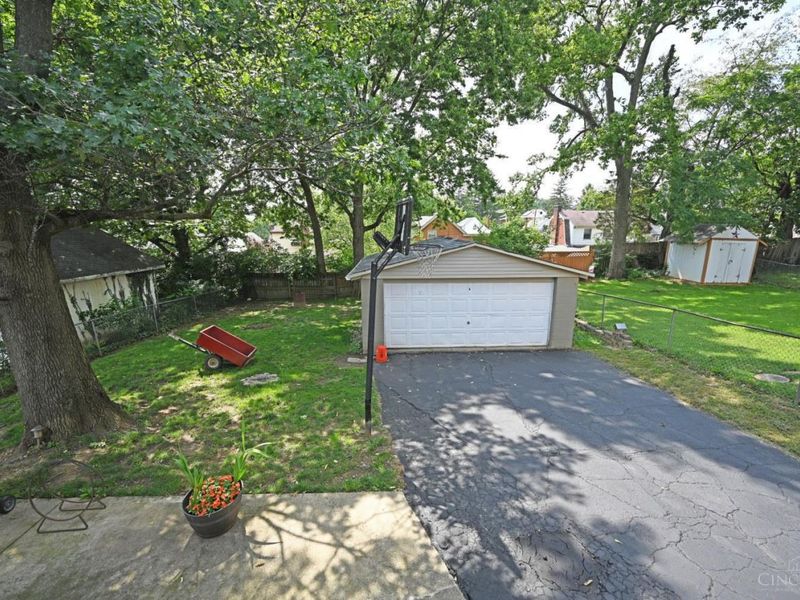 3977 Kenkel Avenue, Cheviot, OH 45211 Photo 39
