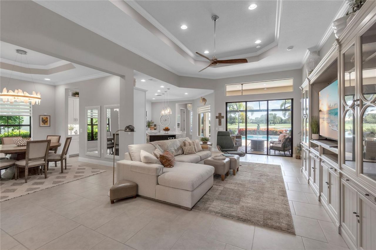 15402 Castle Park Terrace, Bradenton, FL 34202 Photo
