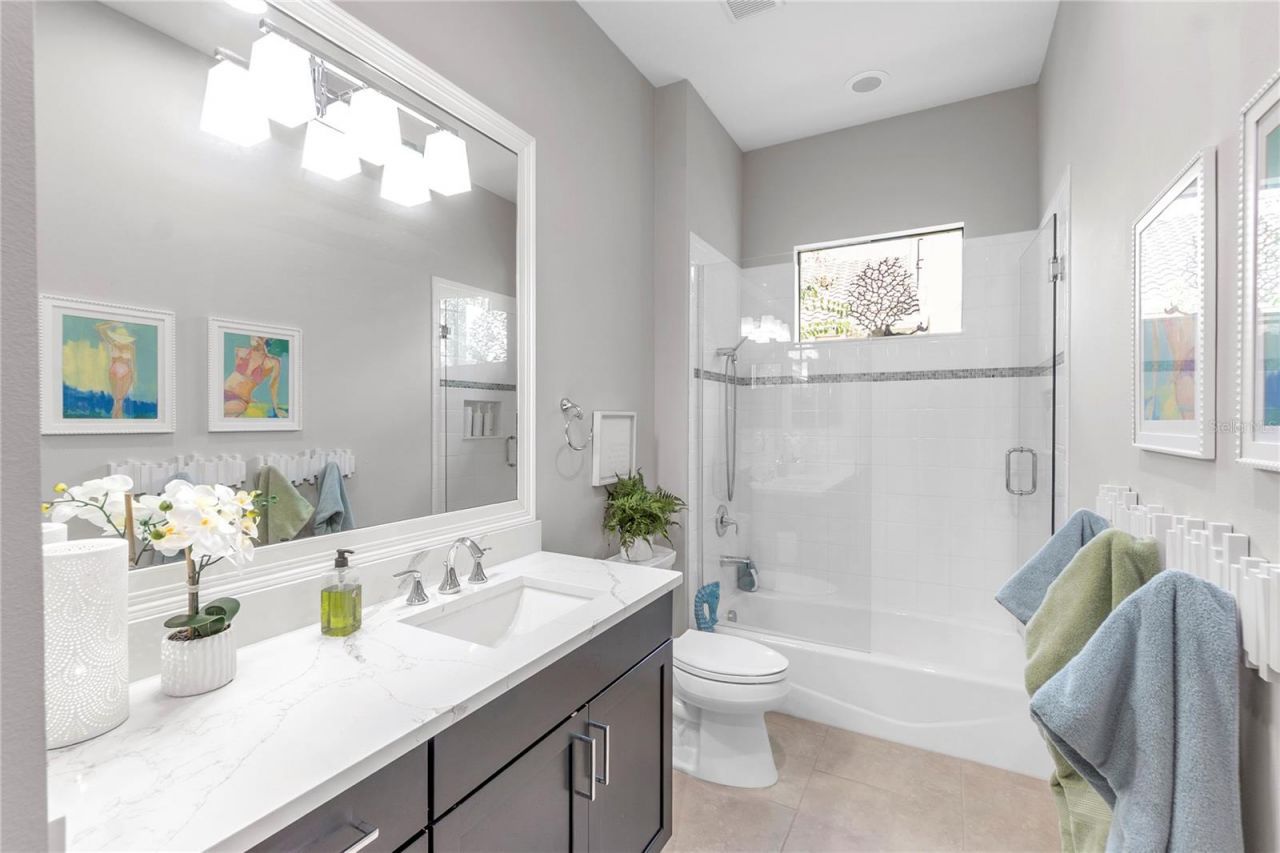 15402 Castle Park Terrace, Bradenton, FL 34202 Photo