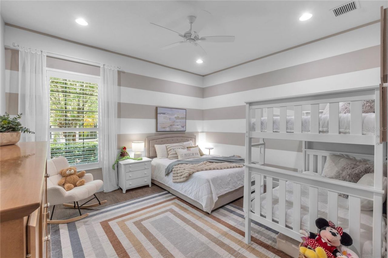 15402 Castle Park Terrace, Bradenton, FL 34202 Photo