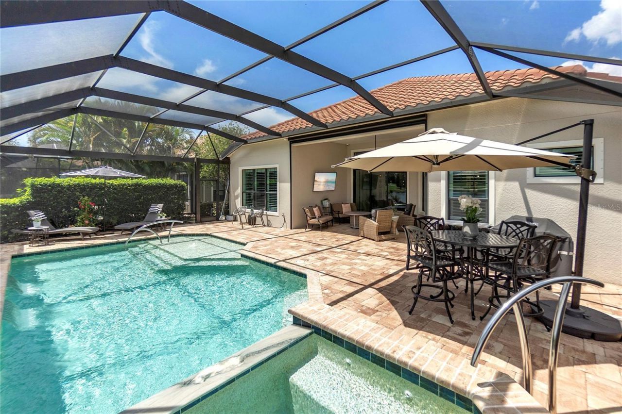 15402 Castle Park Terrace, Bradenton, FL 34202 Photo