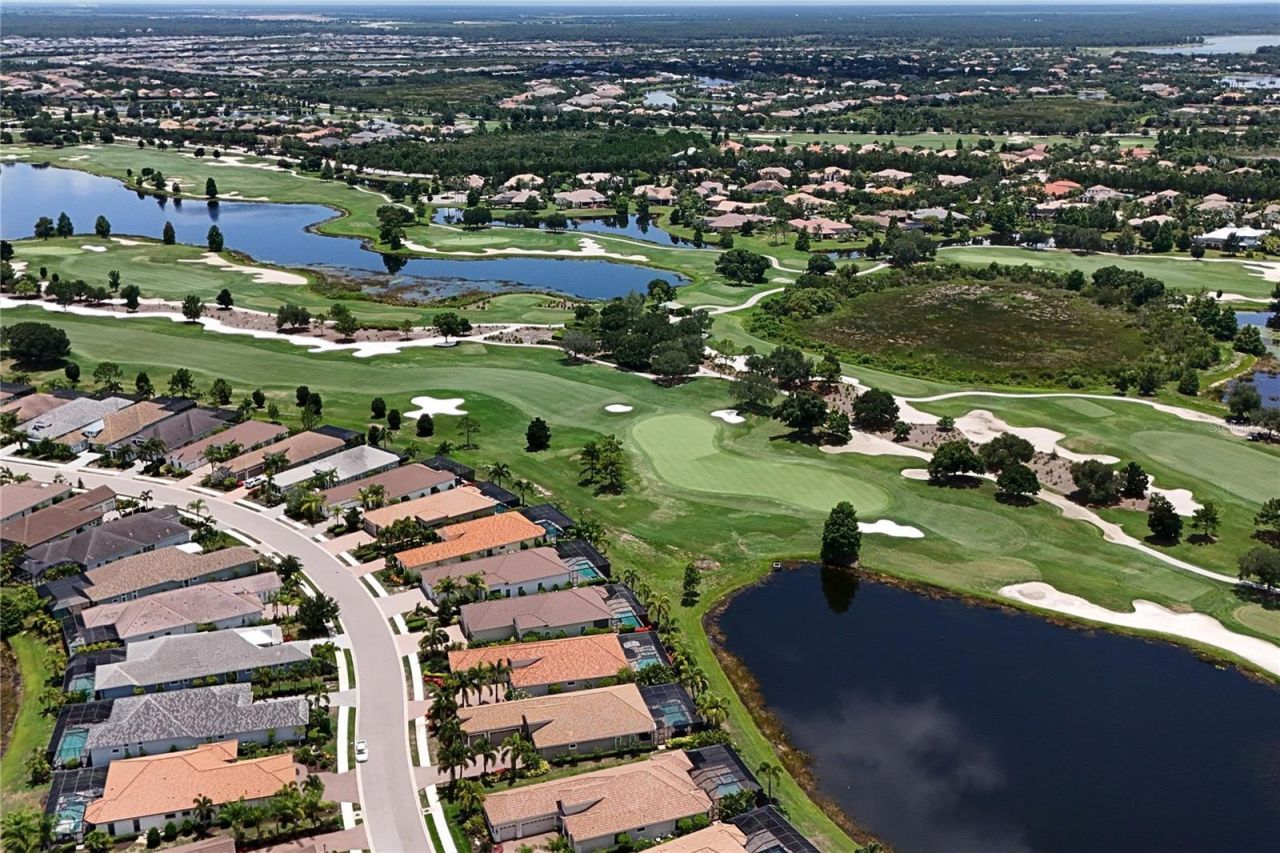 15402 Castle Park Terrace, Bradenton, FL 34202 Photo