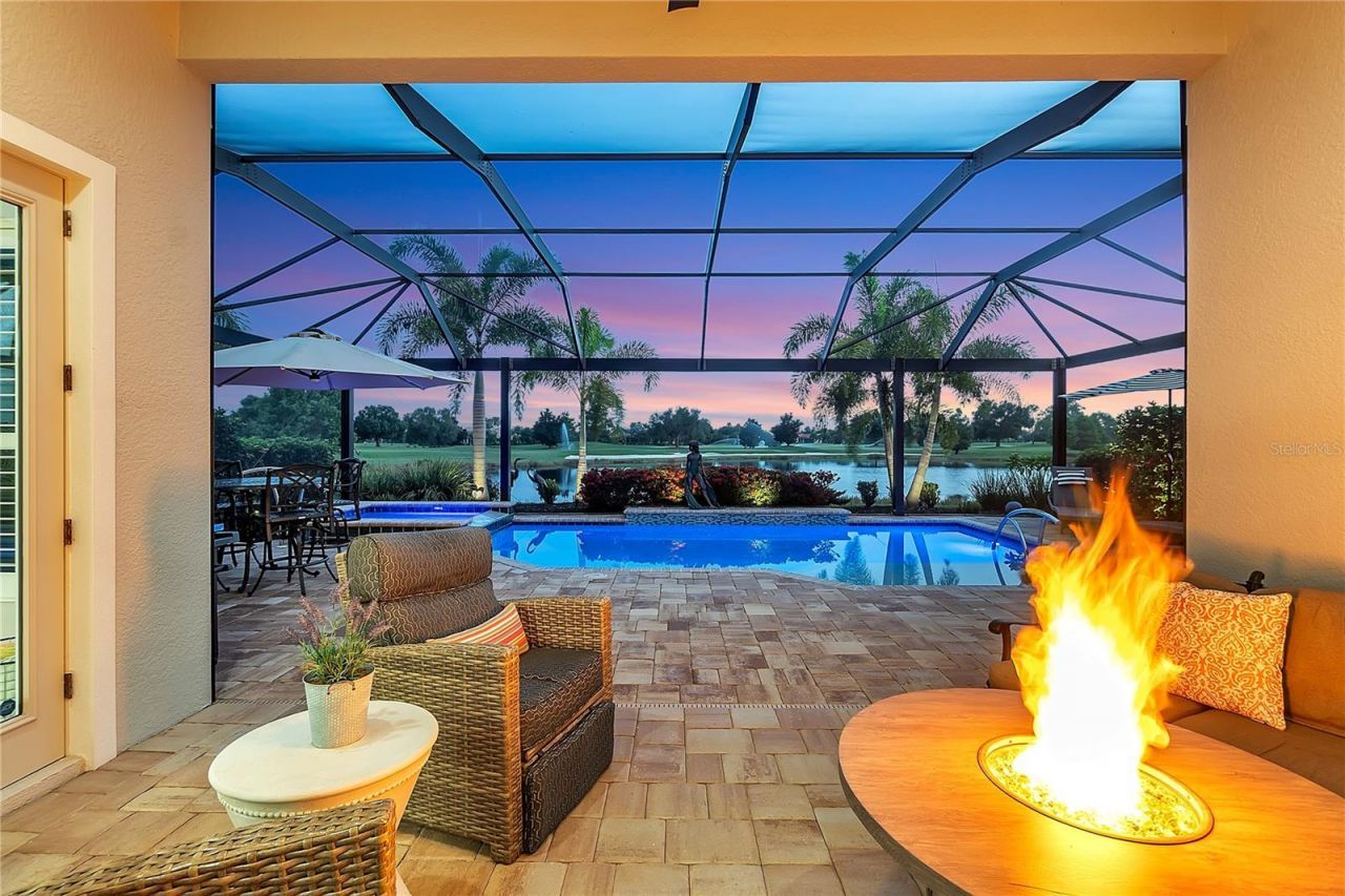 15402 Castle Park Terrace, Bradenton, FL 34202 Photo