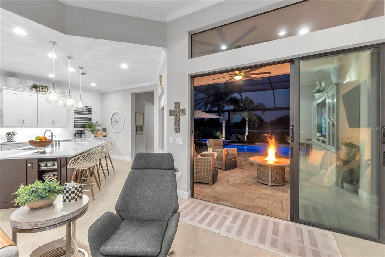 15402 Castle Park Terrace, Bradenton, FL 34202 Photo