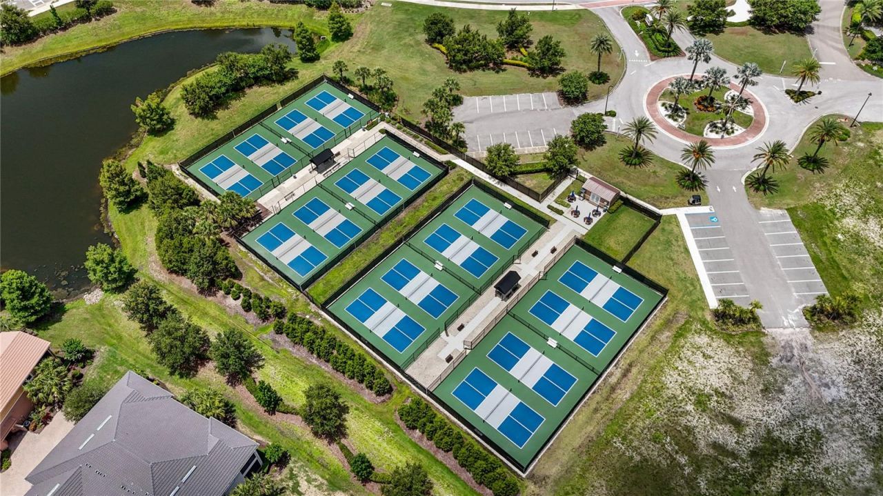 15402 Castle Park Terrace, Bradenton, FL 34202 Photo