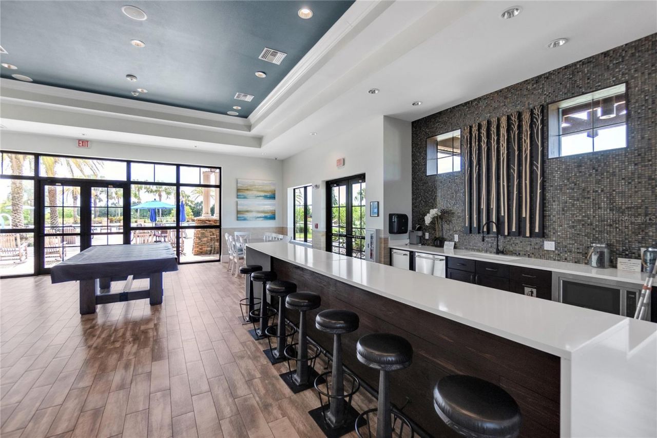 15402 Castle Park Terrace, Bradenton, FL 34202 Photo