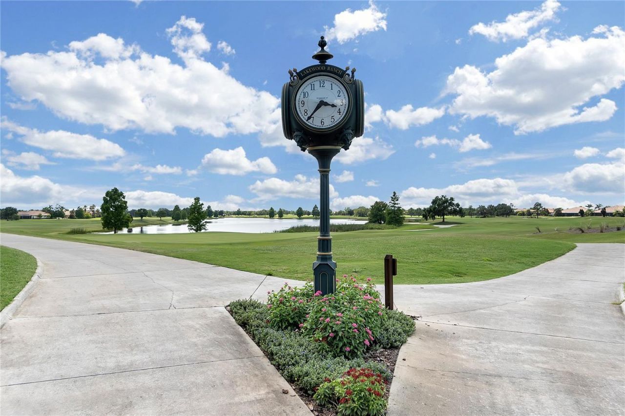 15402 Castle Park Terrace, Bradenton, FL 34202 Photo