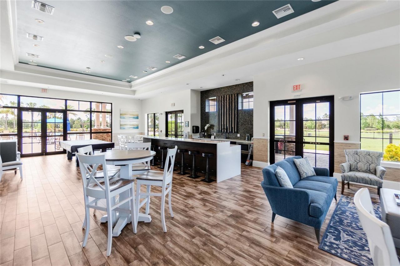 15402 Castle Park Terrace, Bradenton, FL 34202 Photo