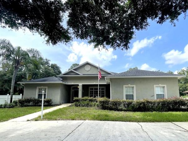 2204 ORCHARD DRIVE , APOPKA, FL 32712