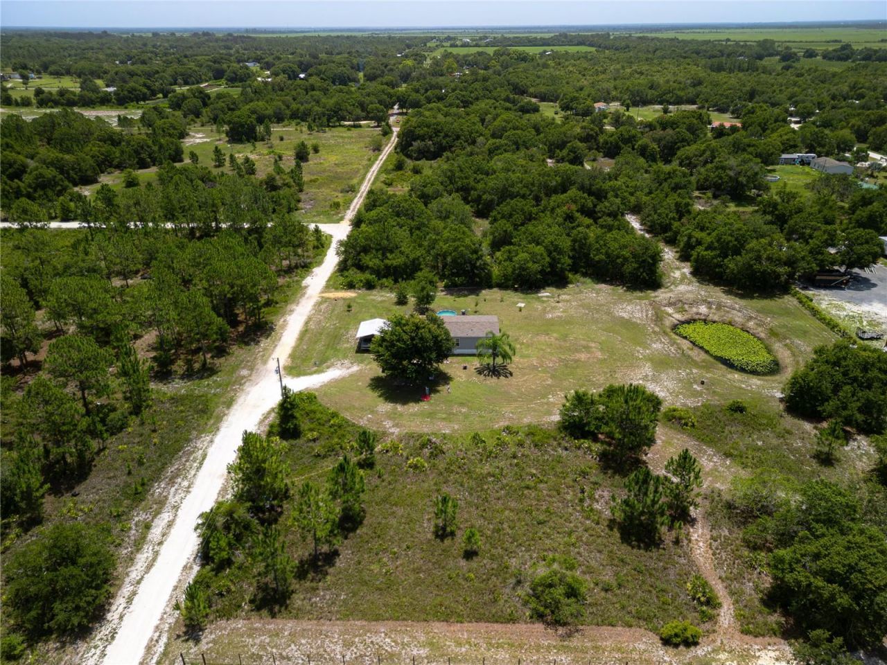 1833 E Sunnyside Drive , Lorida, FL 33857 Photo