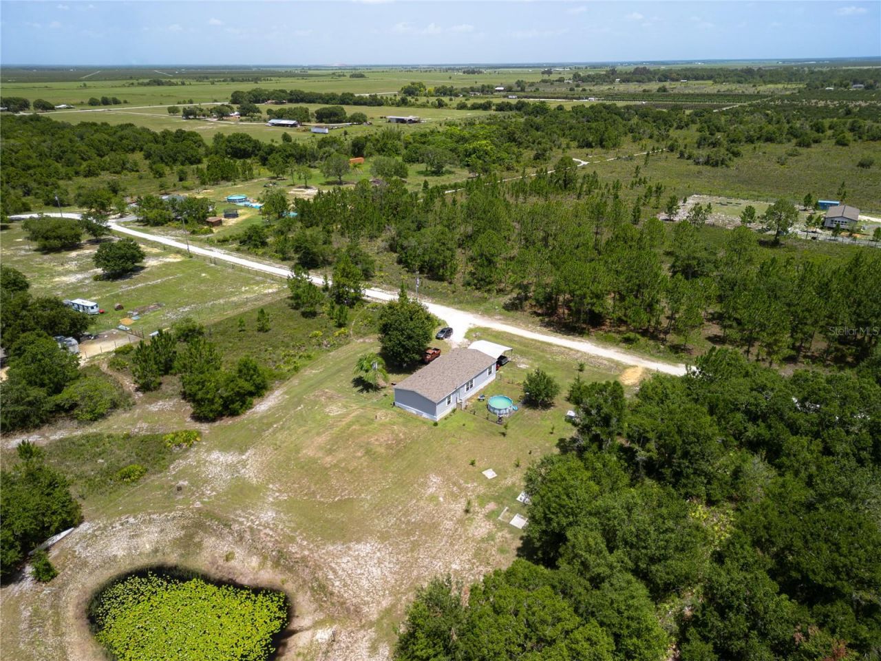 1833 E Sunnyside Drive , Lorida, FL 33857 Photo