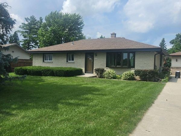 19004 58th Rd, Yorkville, WI 53182