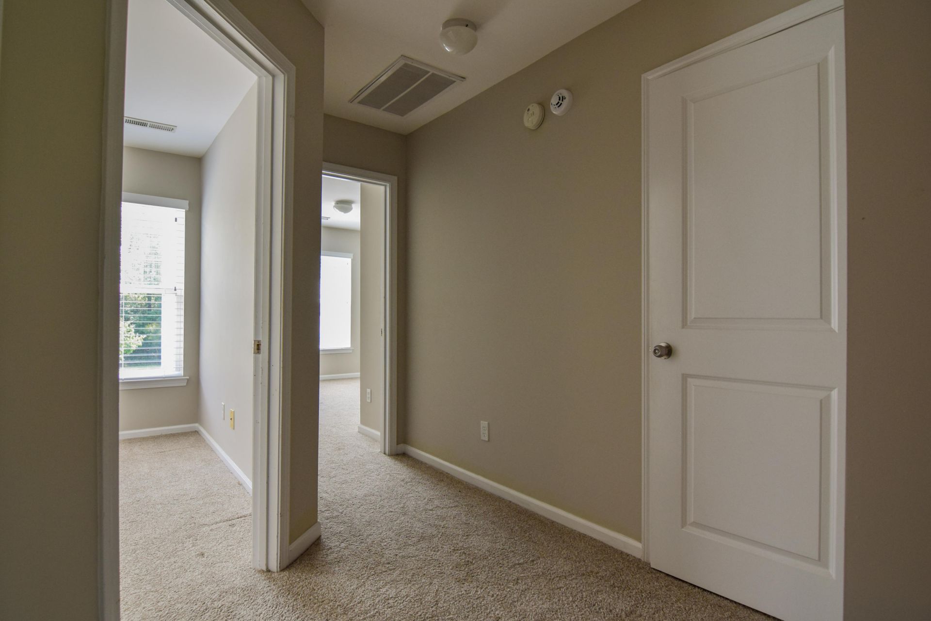 196 Grand Oaks Drive Photo 12