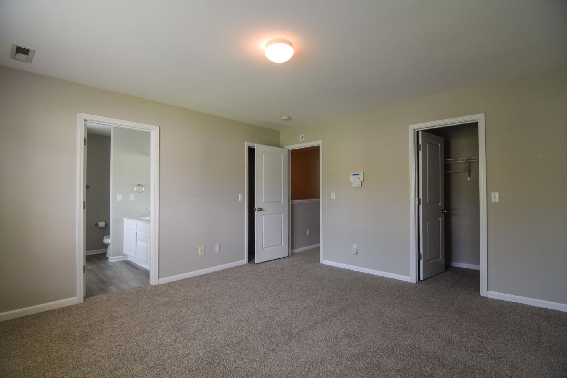 196 Grand Oaks Drive Photo 14