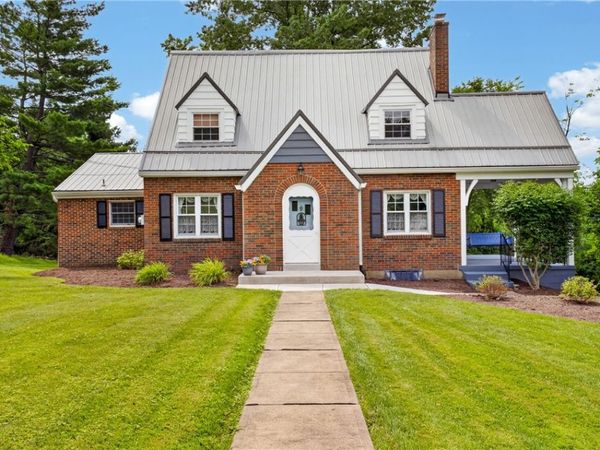 2848 Anderson Dr, Allison Park, PA 15101