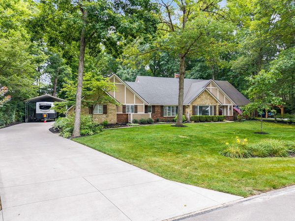 2845 Broken Woods Drive, Troy, OH 45373