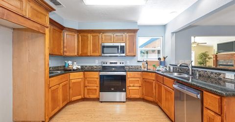 2230 Wildberry Ln, Auburn, CA 95603 Photo