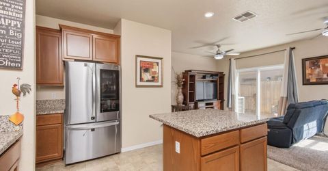 320 Bathbridge Ln, Sacramento, CA 95823 Photo
