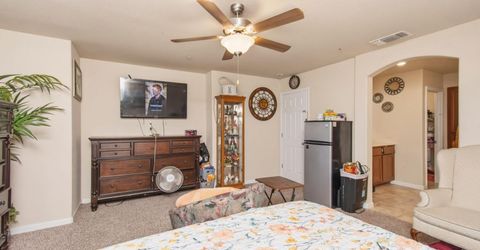 320 Bathbridge Ln, Sacramento, CA 95823 Photo