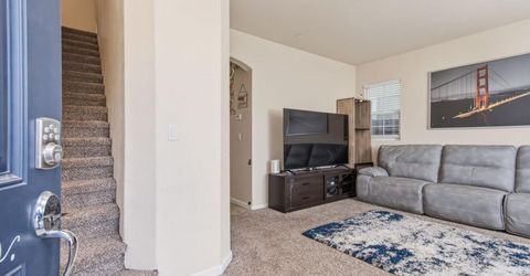 320 Bathbridge Ln, Sacramento, CA 95823 Photo