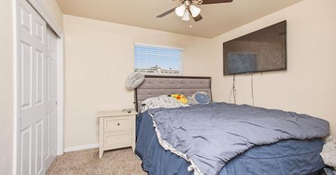320 Bathbridge Ln, Sacramento, CA 95823 Photo
