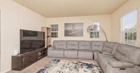 320 Bathbridge Ln, Sacramento, CA 95823 Photo