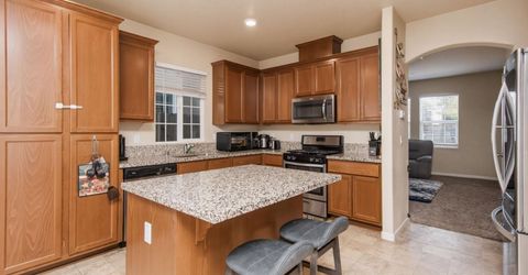 320 Bathbridge Ln, Sacramento, CA 95823 Photo