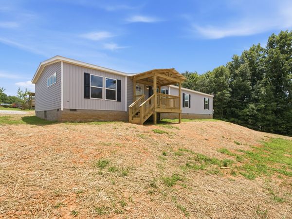 345 Meridian Dr , Smithville, TN 37166