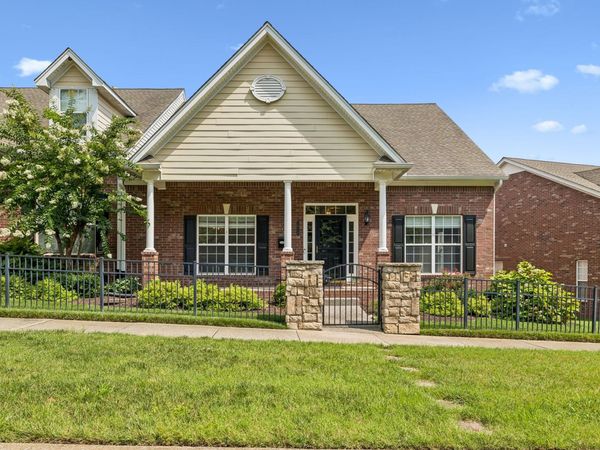 1912 Turning Wheel Ln, Franklin, TN 37067