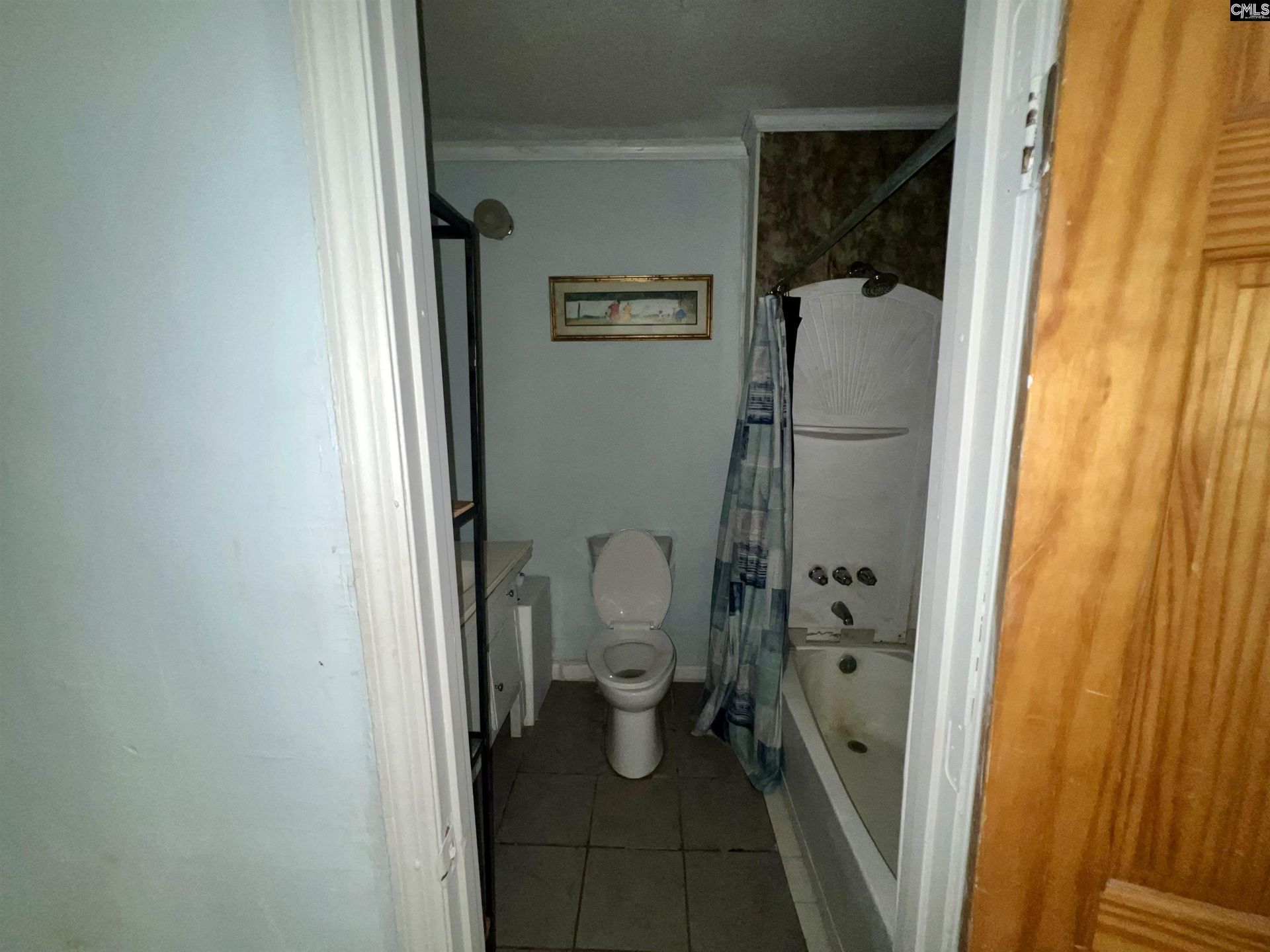 509 Henry Street Photo 5