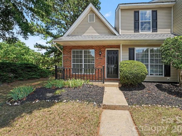8260 Golf Ridge Drive , Charlotte, NC 28277