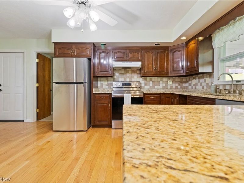 253 Harbel Drive, Saint Clairsville, OH 43950 Photo 17
