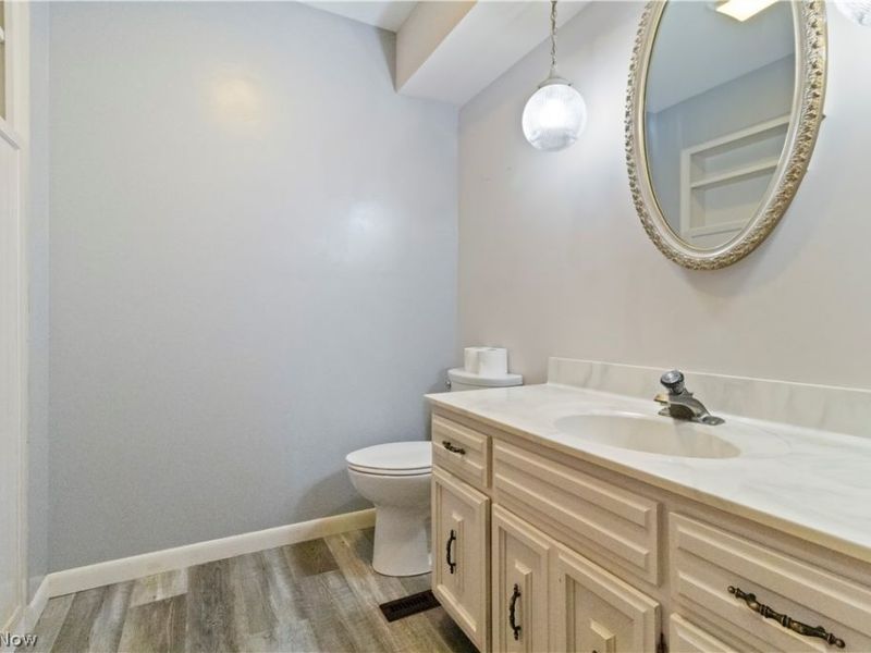 253 Harbel Drive, Saint Clairsville, OH 43950 Photo 19