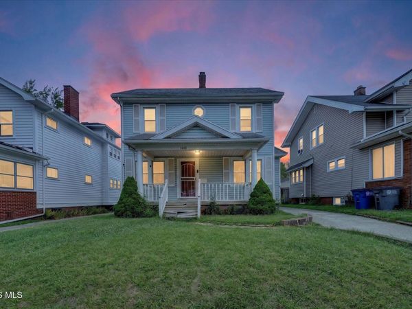 1448 Rollins Road , Toledo, OH 43612