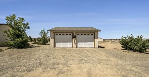 2210 Fox Street, Silver Springs, NV 89429 Photo