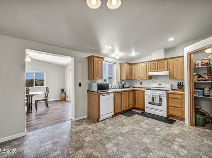 2210 Fox Street, Silver Springs, NV 89429 Photo