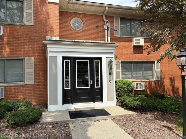 810 Plate Street, Unit 203, Rochester, Mi 48307