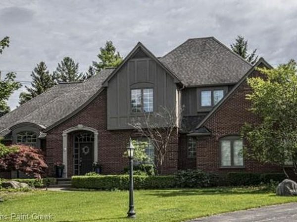 4853 Goodison Place Drive, Oakland Township, Mi 48306